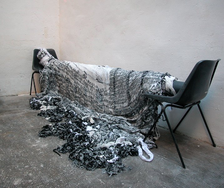 Jenesuisquesubrepticementtraverséeparl'idéedutoutExposition au Syndicat Potentiel - Strasbourg - sept 2010